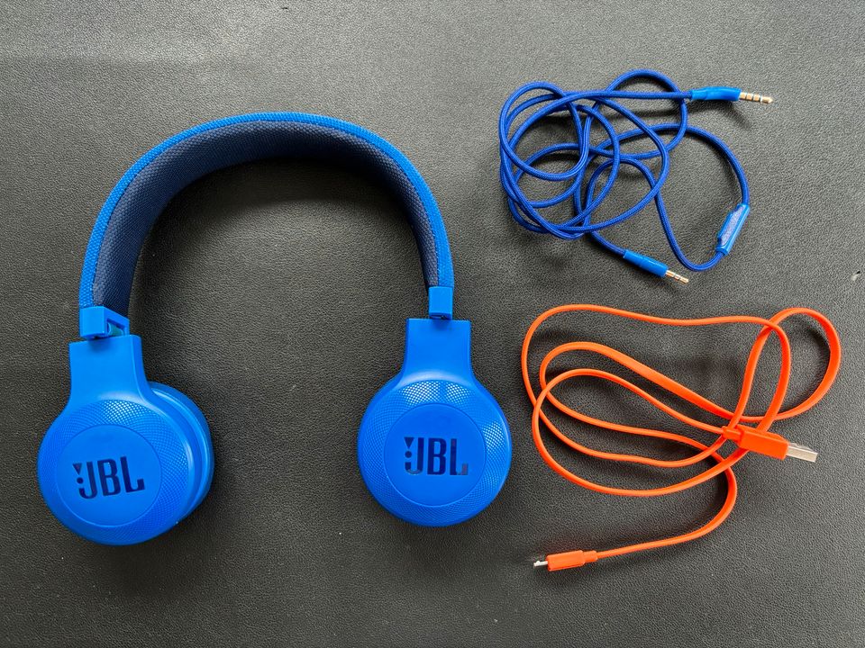 Jbl Bluetooth Kopfhörer in Friedberg