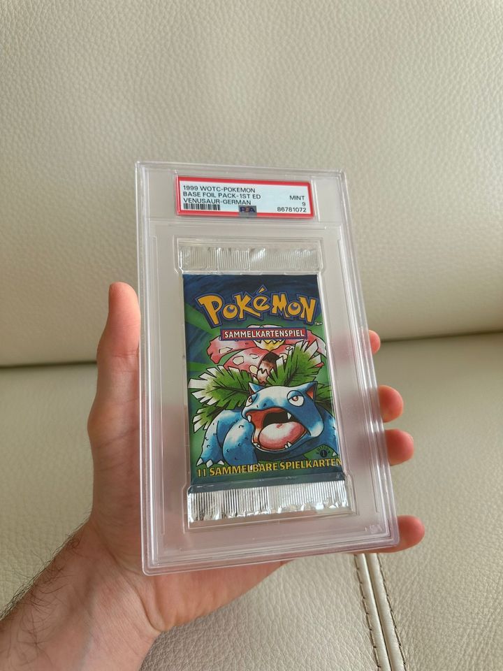 Pokemon Basis Base Set 1. Edition Booster PSA 9 Glurak Turtok in Kehl