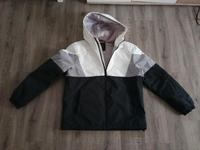 2 Primark Jacken Winterjacke u ne Softjacke Größe M Nordrhein-Westfalen - Bottrop Vorschau