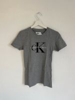 Graues Calvin Klein T-shirt Rheinland-Pfalz - Lingenfeld Vorschau