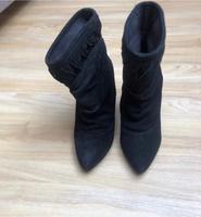 Schwarze  Velours Leder Stiefeletten 37 von H&M Altona - Hamburg Ottensen Vorschau
