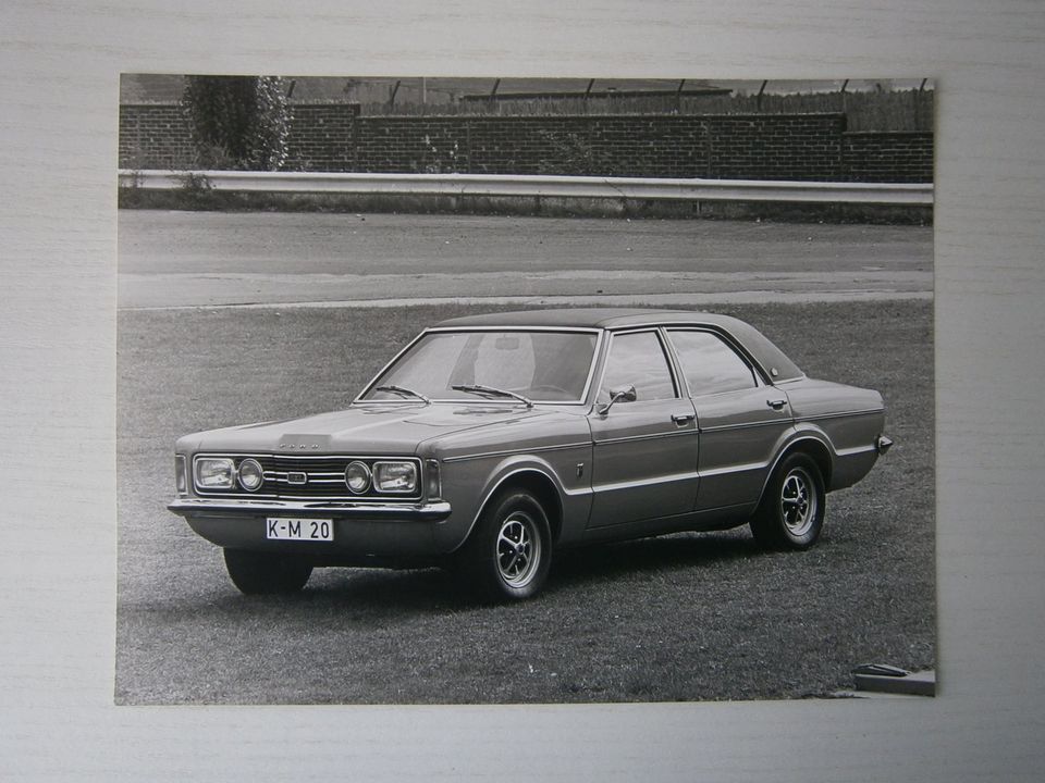 Auto - Ford - XL-Foto ! Taunus GXL ! Schwarz-Weiss. Original-Foto in Welver