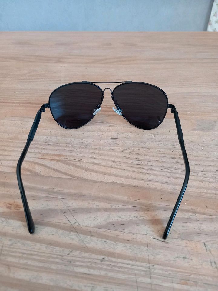 Sonnenbrille für Herren von Kingseven. in Hauneck