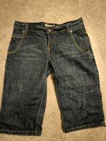 Bench kurze Jeanshose Damen Gr.28 Sachsen - Weißwasser Vorschau