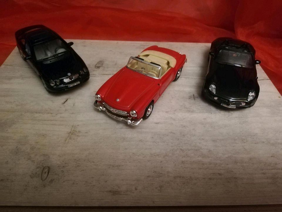 3 schöne, vintage Welly Modelle, Mercedes SL 190, CL 600, BMW Z8 in Hessen  - Eschenburg | eBay Kleinanzeigen ist jetzt Kleinanzeigen