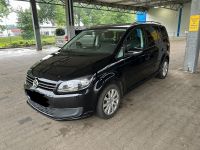 VW Touran 1.6 TDI Niedersachsen - Lastrup Vorschau