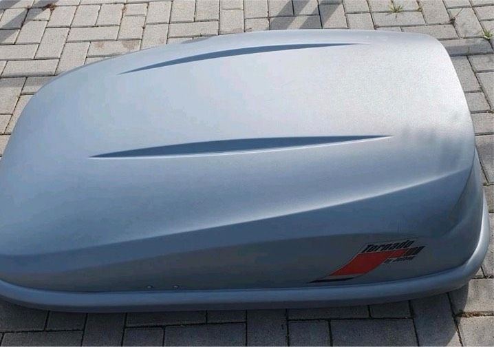 Dachbox Tornado Jetbag in Winseldorf