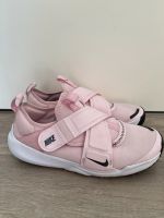 Sneakers Turnschuhe von Nike rosa sehr guter Zustand Niedersachsen - Hatten Vorschau
