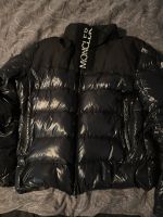 Moncler Herren Daunenjacke Größe 5 Hamburg-Nord - Hamburg Winterhude Vorschau