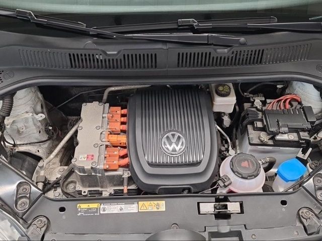 Volkswagen E-UP! 1-GANG-AUTOMATIK CAM+TEMPOMAT+KLIMA in Helbra