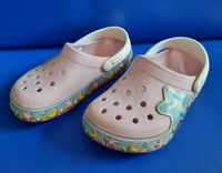 Crocs rosa Stern und Noten Wandsbek - Hamburg Farmsen-Berne Vorschau