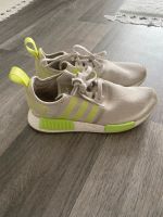 Adidas boost Sneaker Turnschuhe NMD R1 grau Neon 40 39,5 w. Neu Hessen - Dietzenbach Vorschau