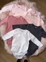 5x H&M langarm Bodys Gr 62 wie Neu Baby Mädchen Hessen - Kassel Vorschau