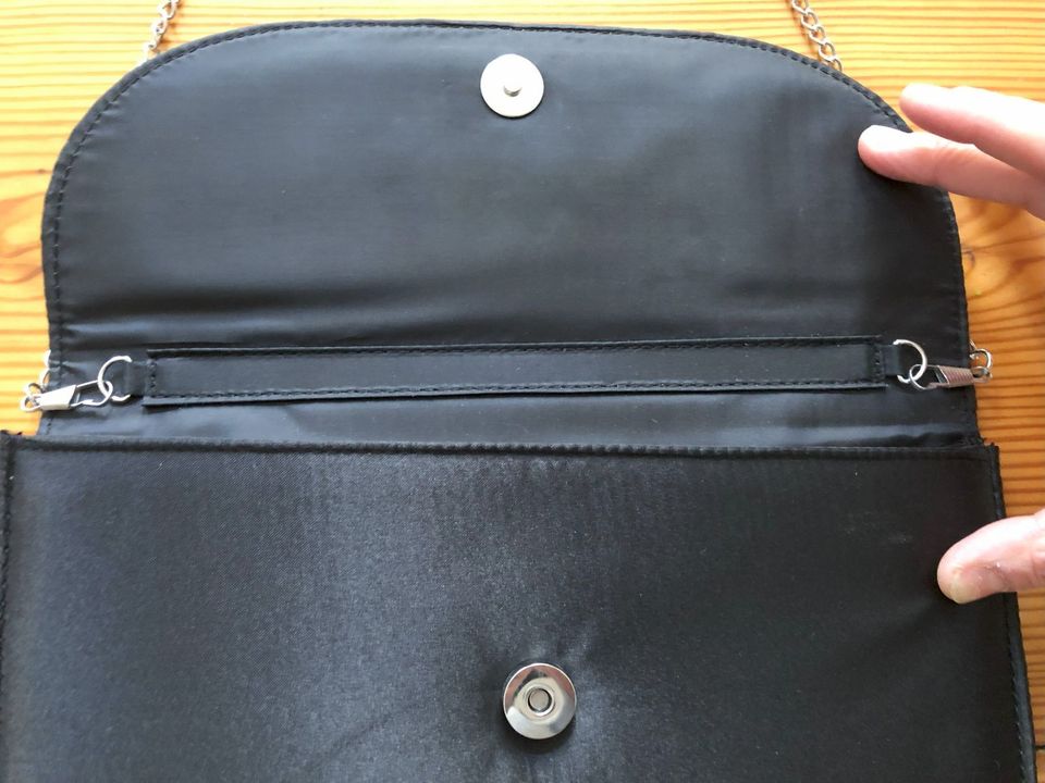 Clutch Tasche schwarz in Berlin