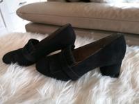 Wildleder Schuhe Gr. 36 schwarz Sachsen - Burkhardtsdorf Vorschau