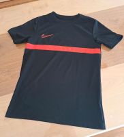 Nike Fußball Sportshirt,  Gr. L, 147-158 Sachsen-Anhalt - Jessen (Elster) Vorschau