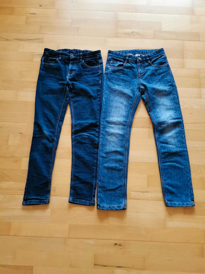 Jeans 2 Stk. Gr. 158 in Kamp-Lintfort