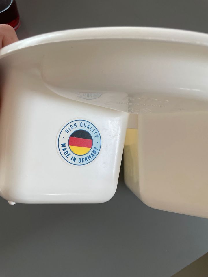 Waschschüssel weiss rotho in Weinheim