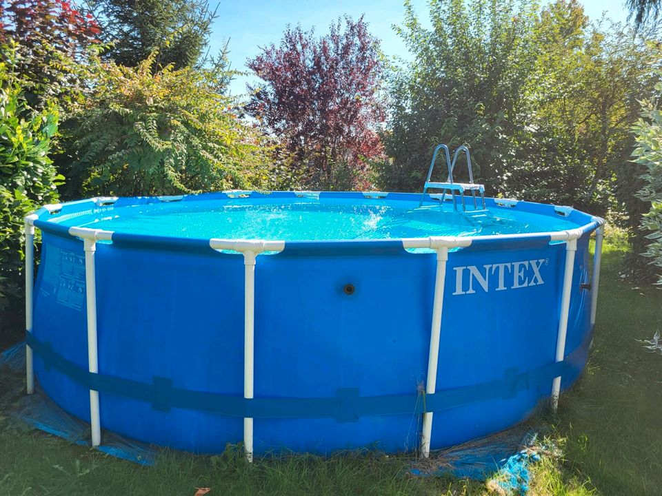 Intex Frame Pool 457x122 cm, Wärmepumpe, Sandfilterpumpe usw. in Reinsfeld