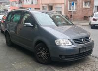 VW Touran 1,6 Fsi 115 ps  Schlachtfest Nordrhein-Westfalen - Hagen Vorschau