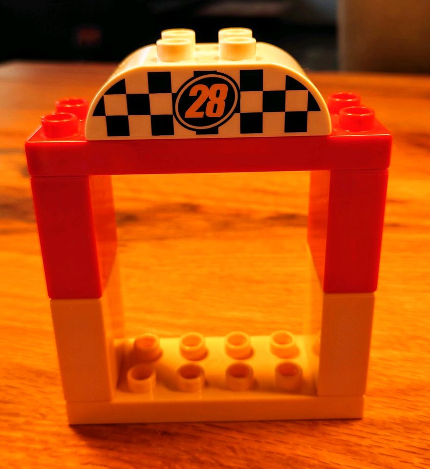 Lego Duplo - Set 10843 "Mickey Rennwagen Nr.1" in Herne