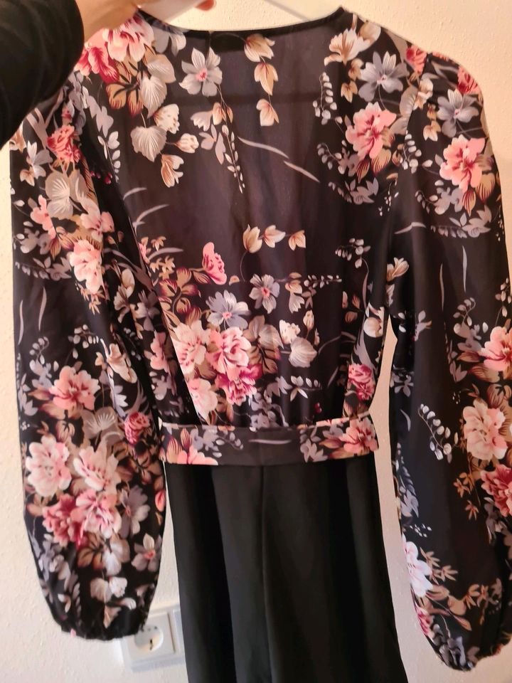 Jumpsuit Blumen in Glonn