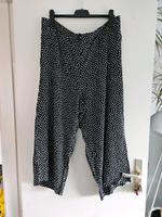 Yessica Sommerhose schwarz 50 Stoffhose Hose Culotte Pluderhose Niedersachsen - Seevetal Vorschau