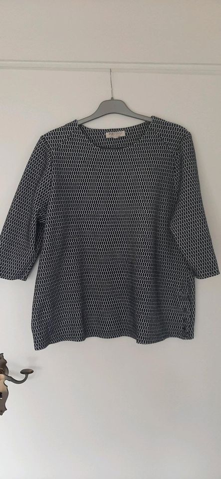 Toller Pullover marine-weiß von Ulla Popken Gr. 46/48 in Güster