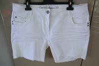 2x weiße Shorts Gr.42/44 *NEU* Baden-Württemberg - Wolpertswende Vorschau