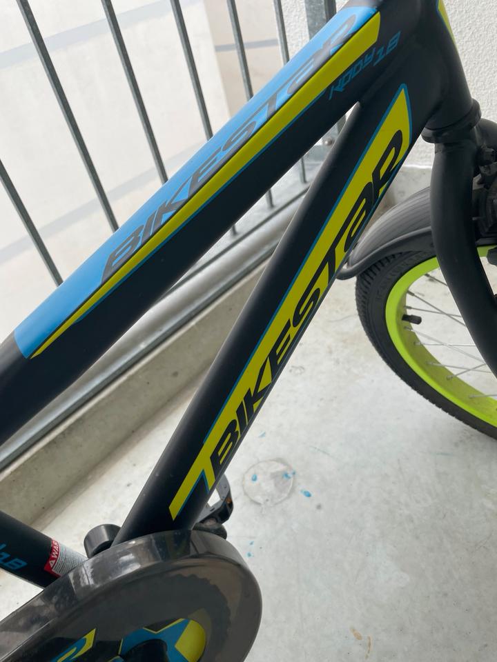 Neu unbenutzt Kinderfahrrad 5-7 jahre Mountainbike Fahrrad in Berlin