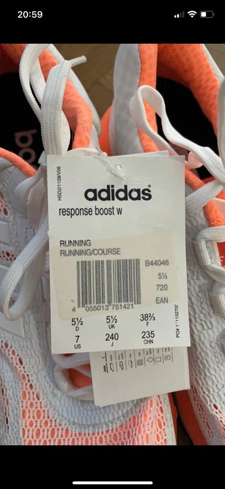 Damen Sport Schuhe Turnschuhe NEU Adidas Gr 38 2/3 apricot Weiß in München-Flughafen