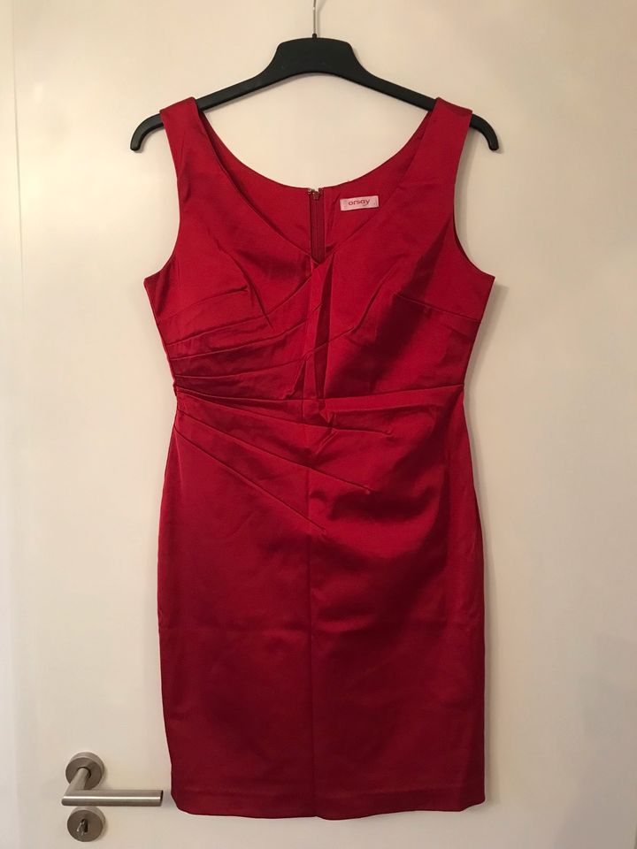 Kleid festlich/ Abendkleid rot - Größe 40 in Kitzingen