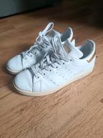 adidas Stan Smith Weiß/Gold Gr. 37 (UK 4) Hamburg Barmbek - Hamburg Barmbek-Süd  Vorschau