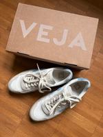 Veja V90 Herren Größe 44 nur wenige Male getragen Hannover - Döhren-Wülfel Vorschau
