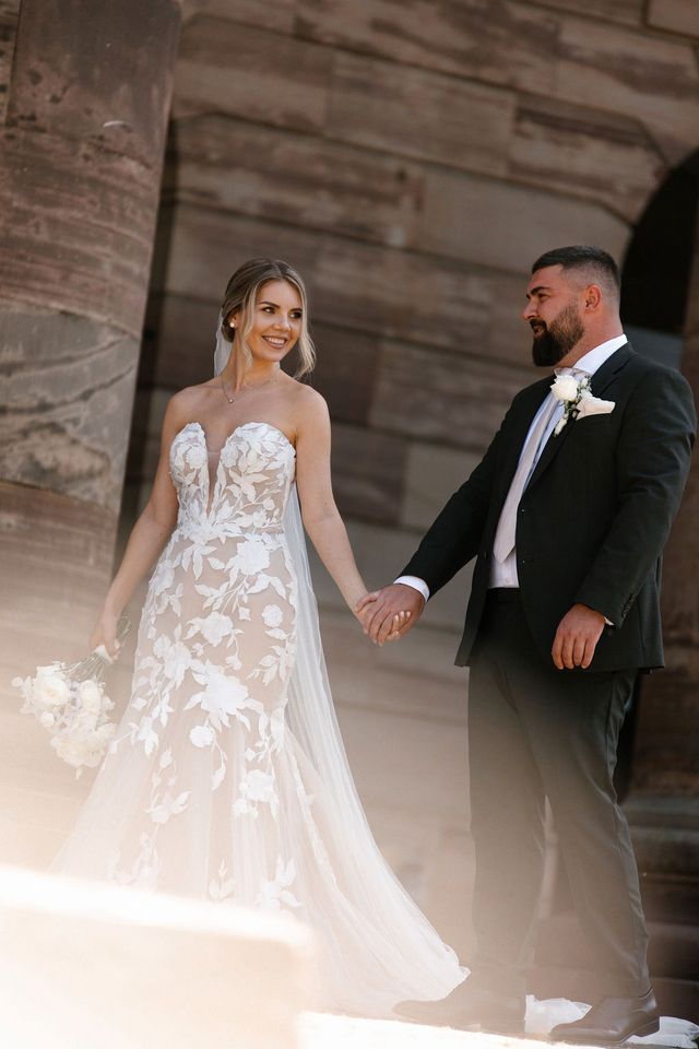 Brautkleid von Maggie Sottero mit Schleier in Kassel