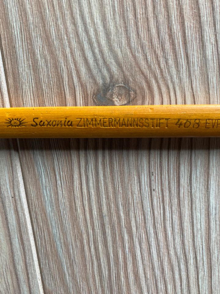 DDR Saxonia Stift Zimmermannsbleistift 468 EVP Capenter Pencil in Sanitz