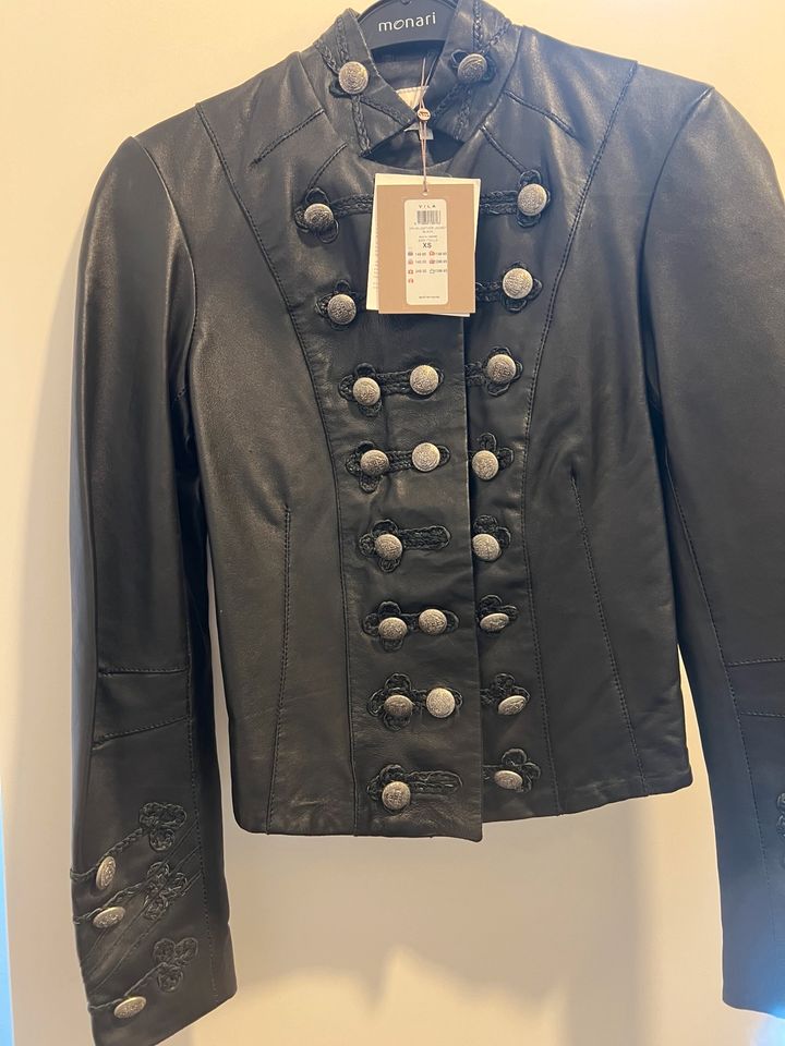 Lederjacke Xs neu mit Etikett in Rheine