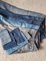 Damenjeans u.a. Levi‘s Gr. 36 (W 28) Hessen - Königstein im Taunus Vorschau