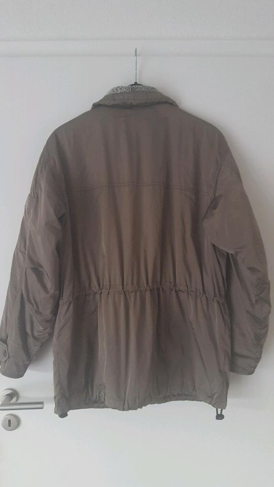 Damen Winterjacke Gr. 40 *Colmar* in Kassel