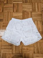 Häkelshorts mit Blumenmuster weiß Bayern - Würzburg Vorschau