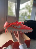 Nike Phantom Venom  Orange  Fußballschuh Nordrhein-Westfalen - Hagen Vorschau