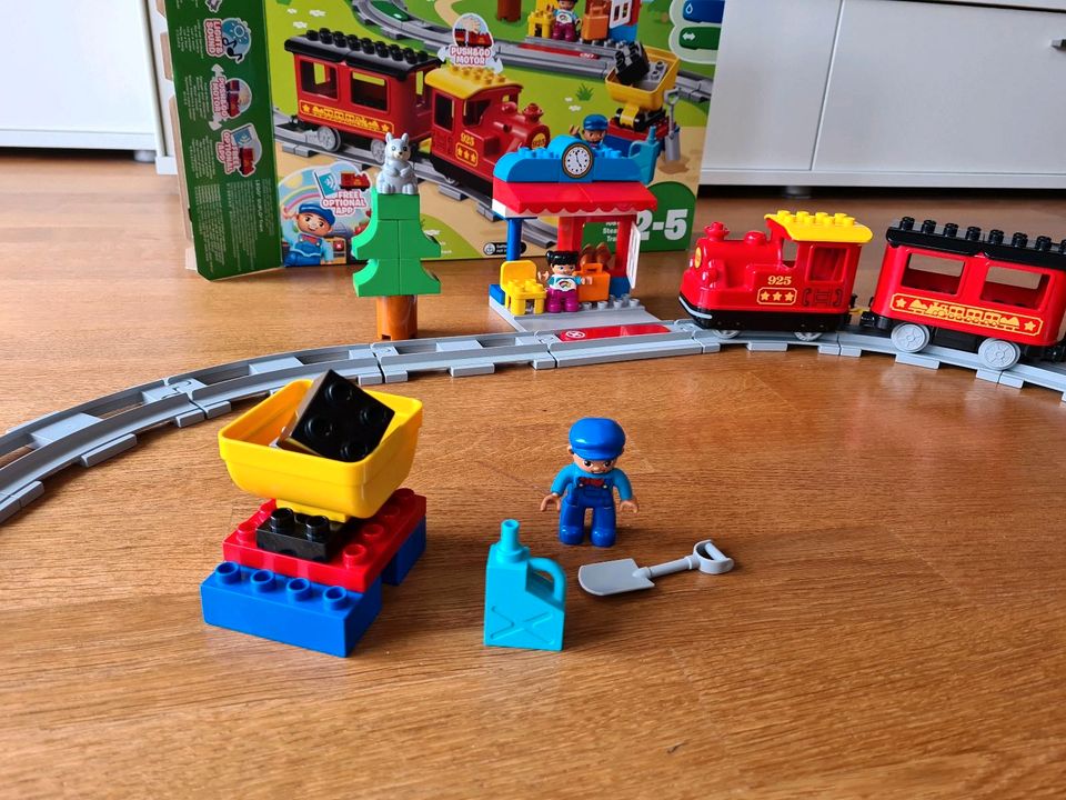 LEGO DUPLO 10874 Dampfeisenbahn, Eisenbahn-Spielzeug in Putzbrunn