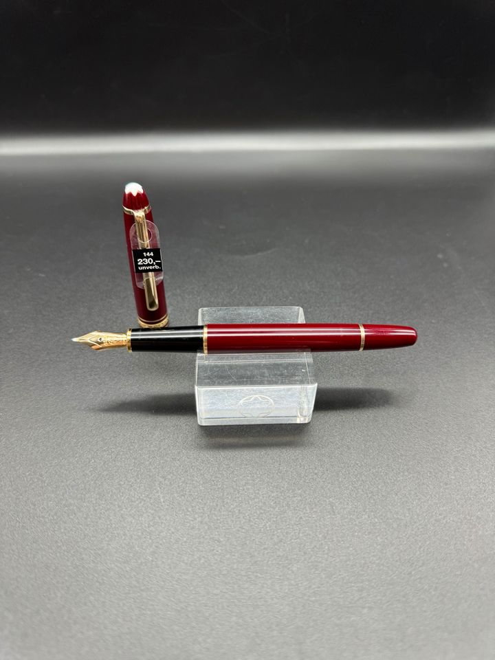 Montblanc Meisterstück Classique Füller 144 Bordeaux B Feder in Schauenburg