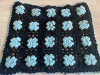 DDR Tischläufer  Deckchen schwarz hellblau gestrickt  Vintage Thüringen - Camburg Vorschau