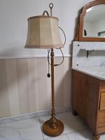 #Lampe #Stehlampe #Leder #Lampenschirm #Holz Niedersachsen - Flögeln Vorschau