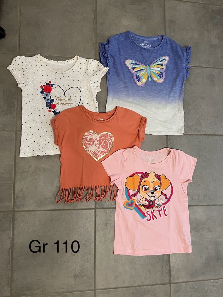 Mädchen Sommer Kleidungspaket Gr 110 in Beilngries