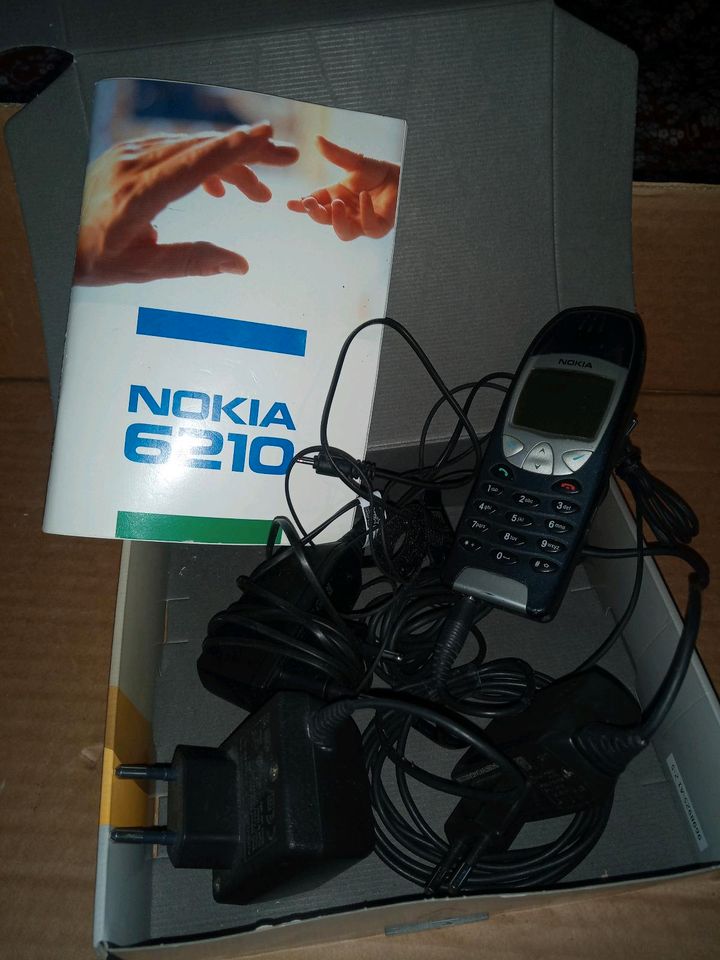 5 Stück Nokia Handy 6600 fold/6300/6555/6210 in Süsel
