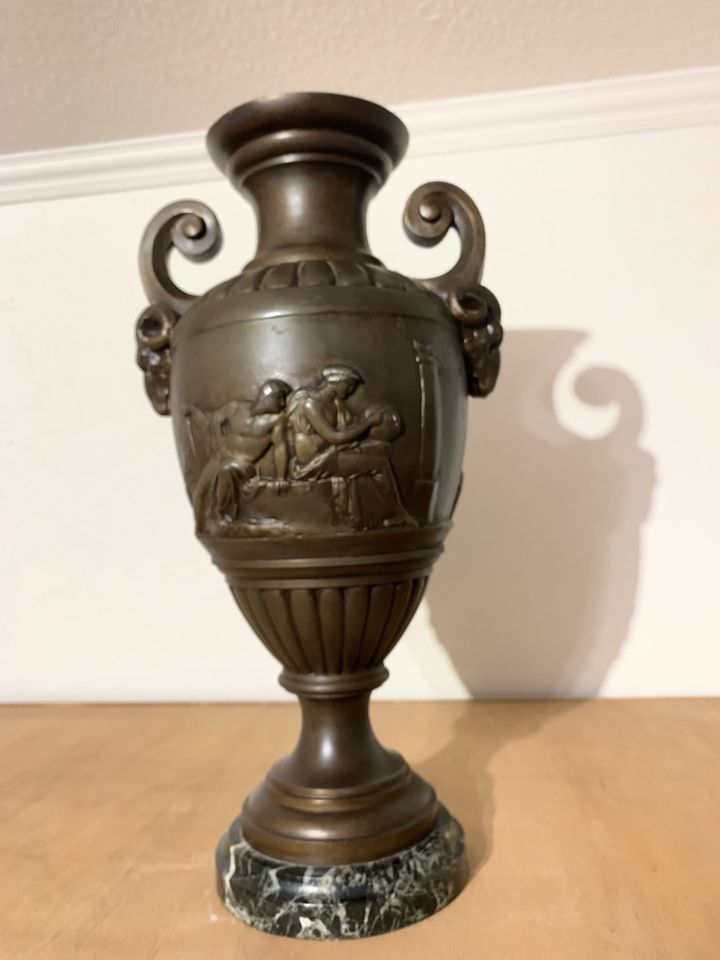 Antik Vase Made in France in Erkrath