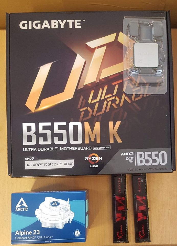 Aufrüstkit AMD Ryzen 7 5700X AM4, Gigabyte MB B550 u. 16 GB DDR4 in Duisburg