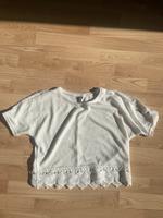 Weißes Crop-Top mit Spitzenbesatz – Gr. XS Niedersachsen - Wolfsburg Vorschau